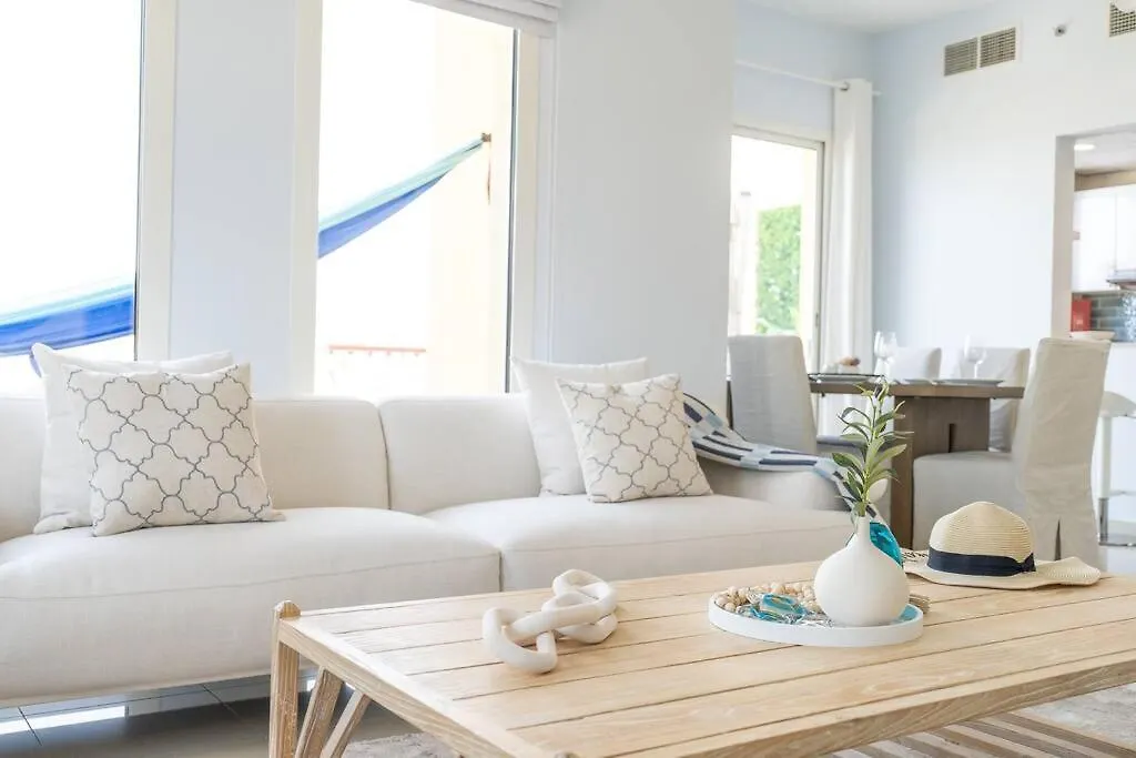 Contemporary Living By The Sea & 2Bd & New Listing Διαμέρισμα Ρας Αλ Χαιμά